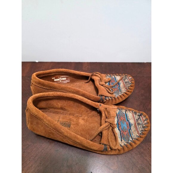 Minnetonka Brown Suede Moccasins Southwestern Patterned Toe Design  Size 7 - Picture 3 of 9